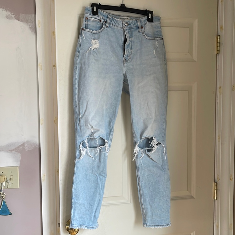 Abercrombie and Fitch - skinny curve love high rise jeans